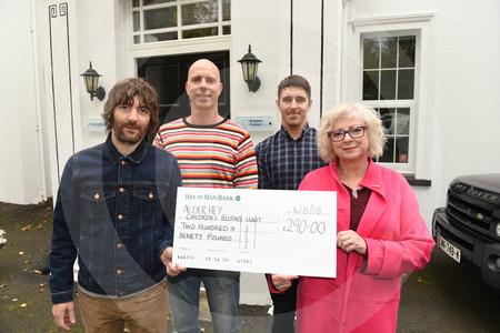 SL cheque handover 2018